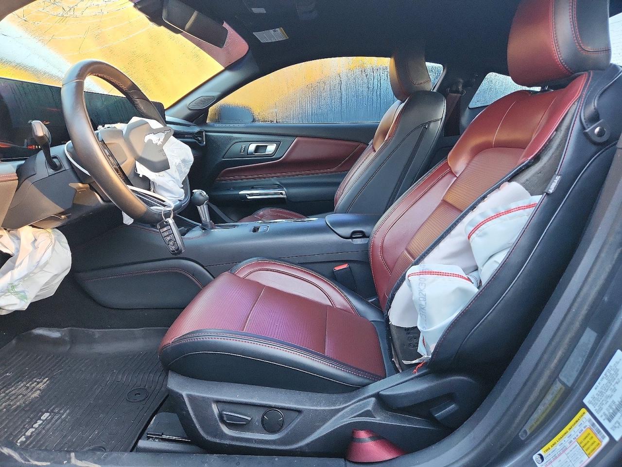 2024 Ford Mustang - Фото 7