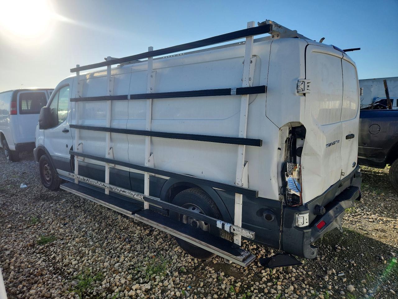 2017 Ford Transit T-150 - Фото 2