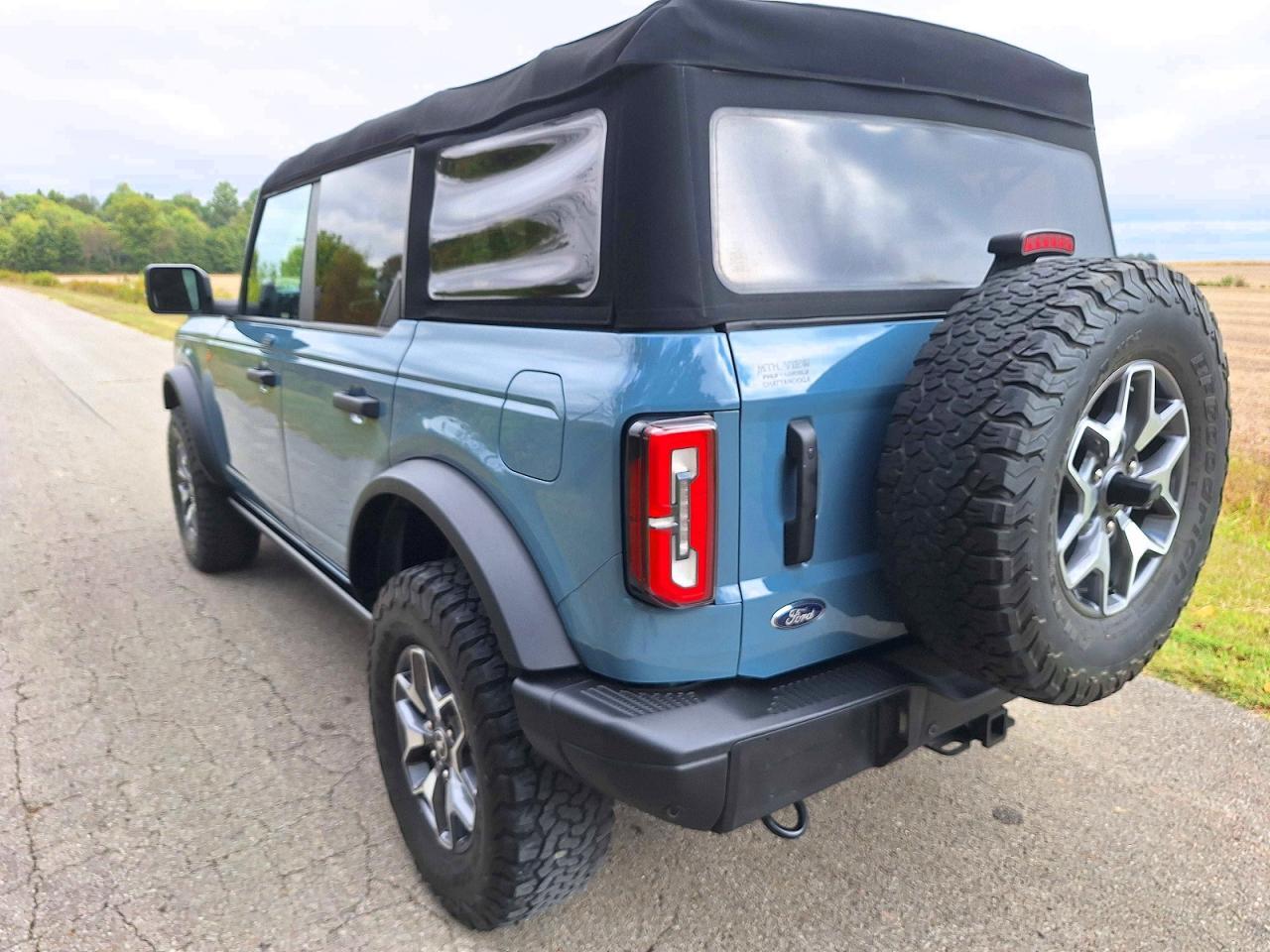 2023 Ford Bronco Base - Фото 3