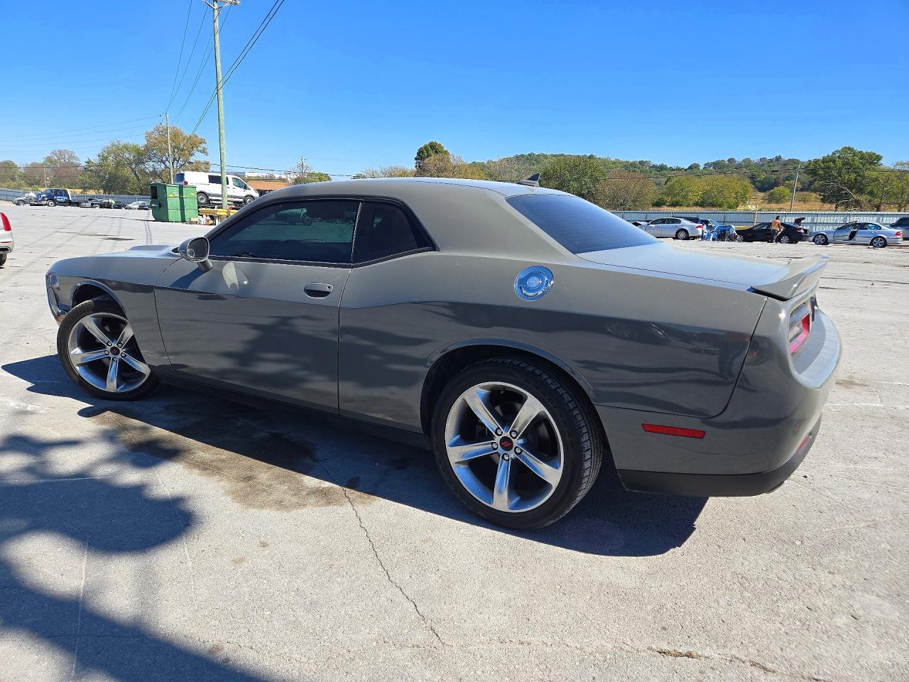2018 Dodge Challenger Sxt - Image 2
