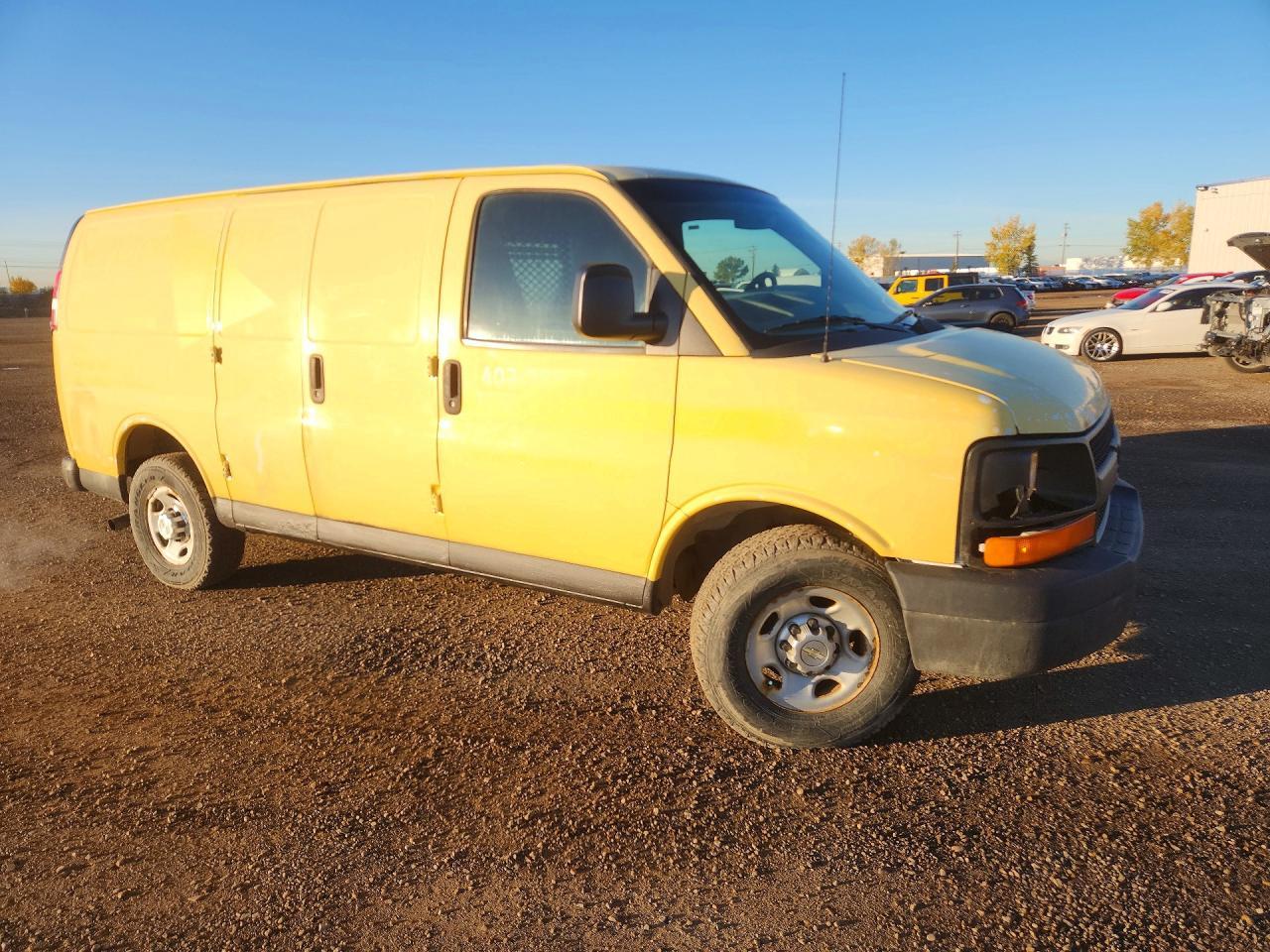 2011 Chevrolet Express G2500 - Image 4