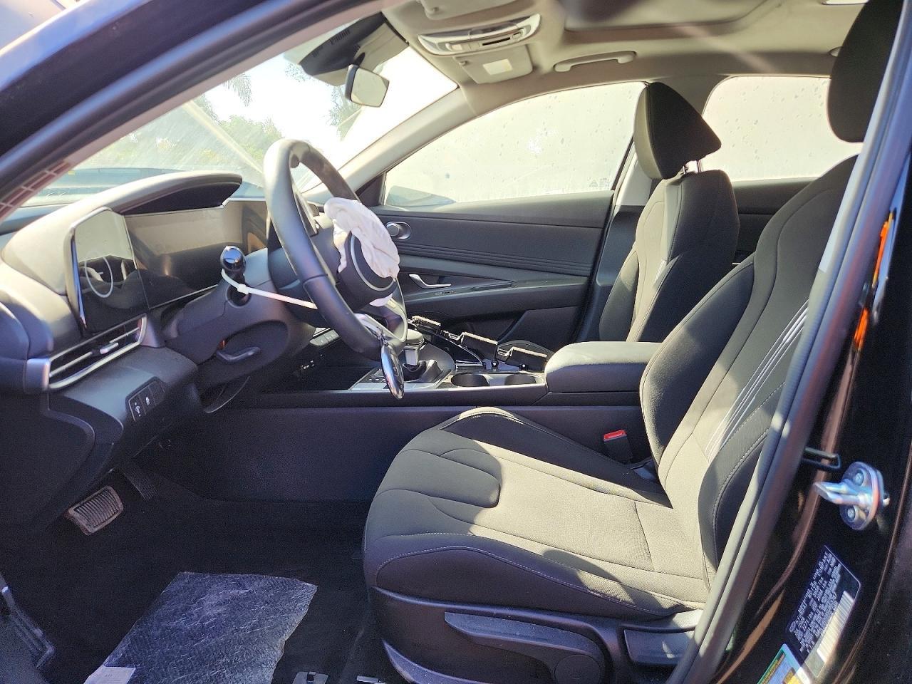 2025 Hyundai Elantra Sel - Фото 7