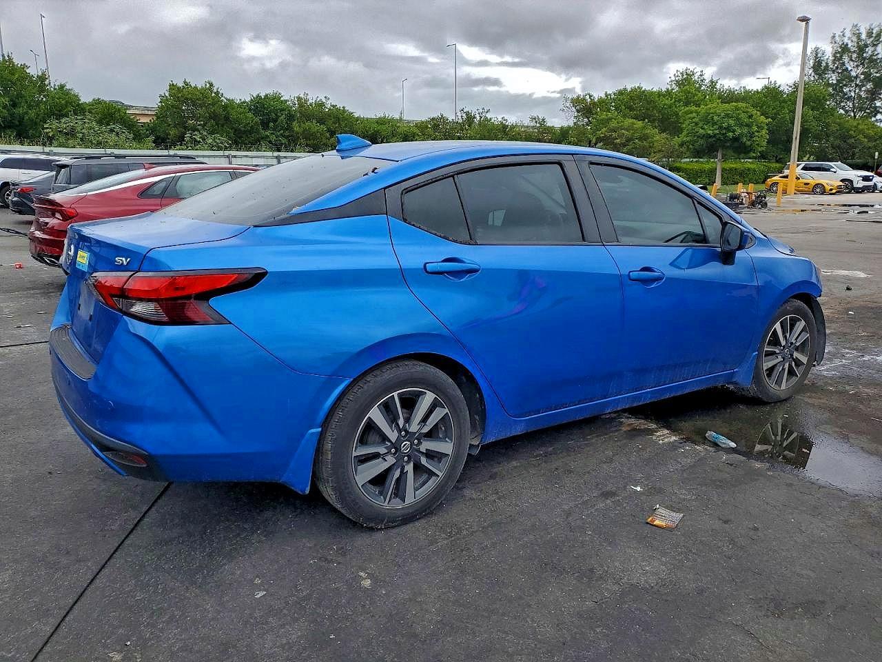 2020 Nissan Versa Sv - Фото 3