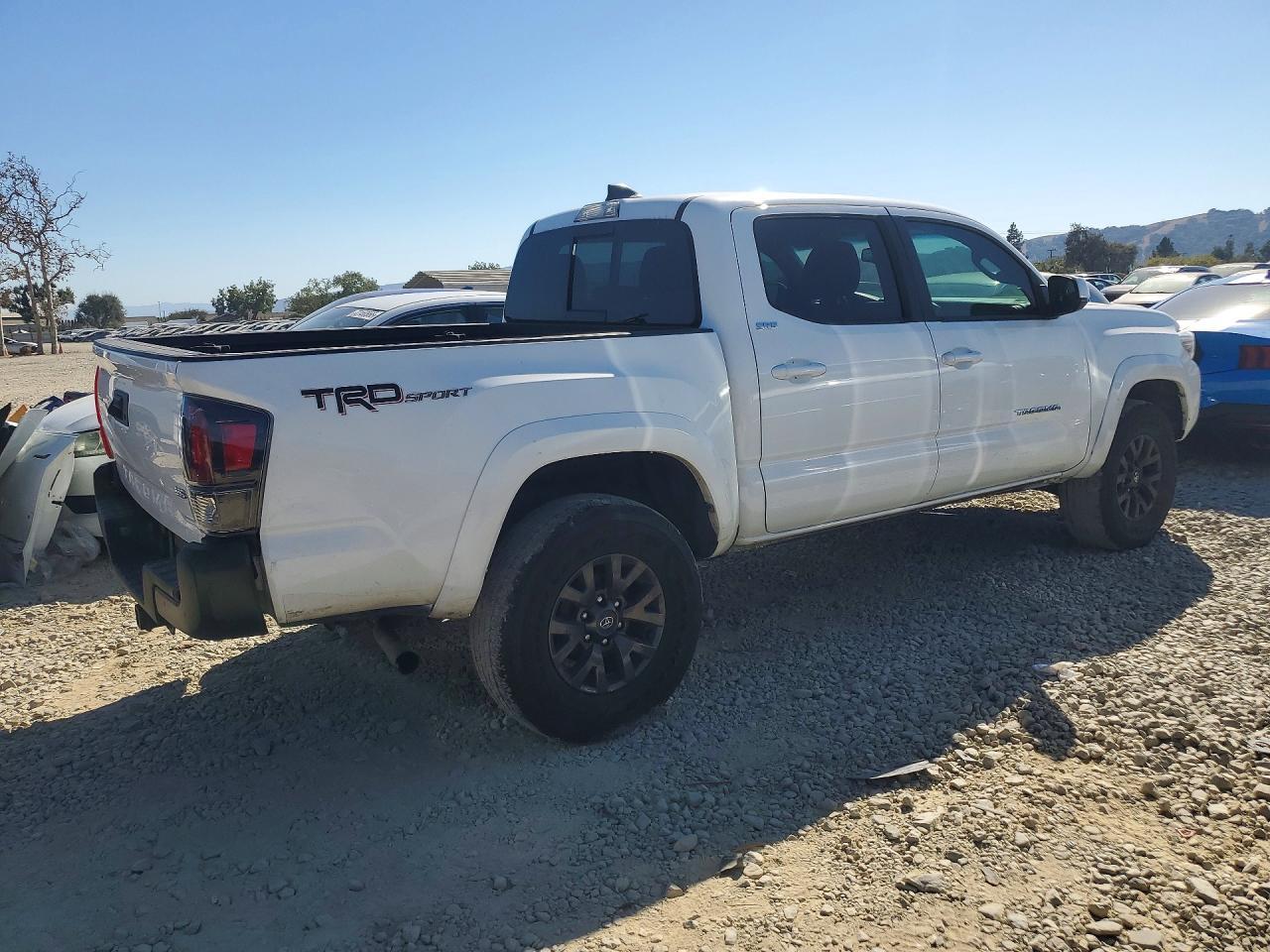 2022 Toyota Tacoma Sr5 V6 - Фото 3