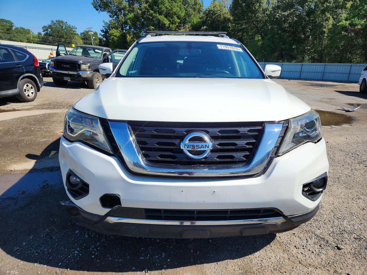 2019 Nissan Pathfinder Sv - Image 5