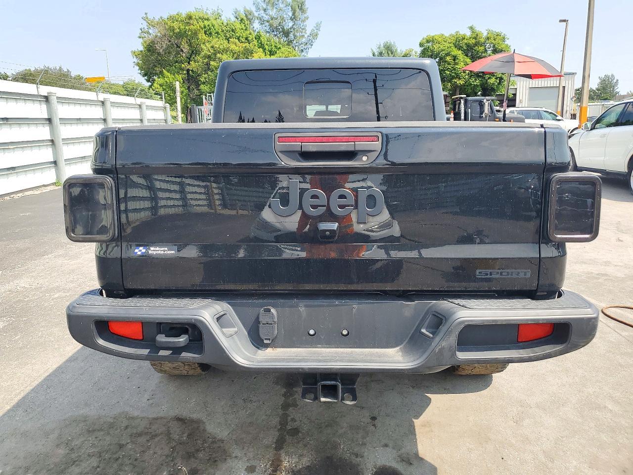 2021 Jeep Gladiator Sport - Фото 6