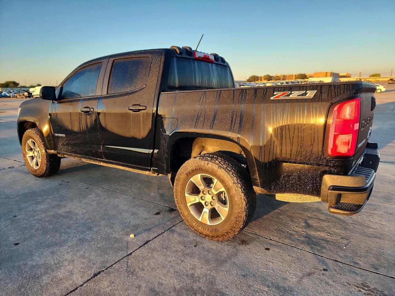 2022 Chevrolet Colorado - Фото 2