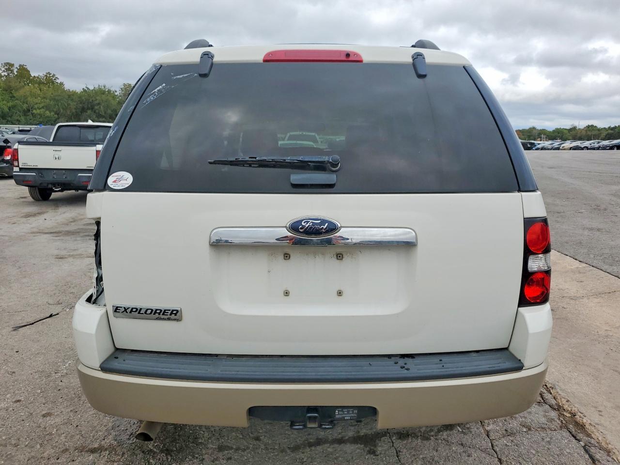 2008 Ford Explorer Eddie Bauer - Image 6