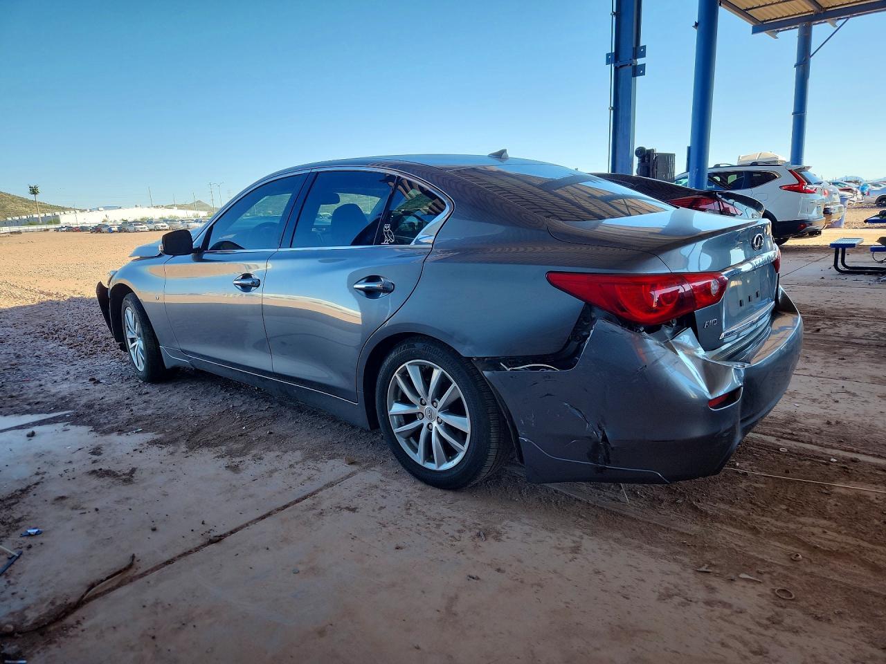 2015 Infiniti Q50 Premium - Фото 2