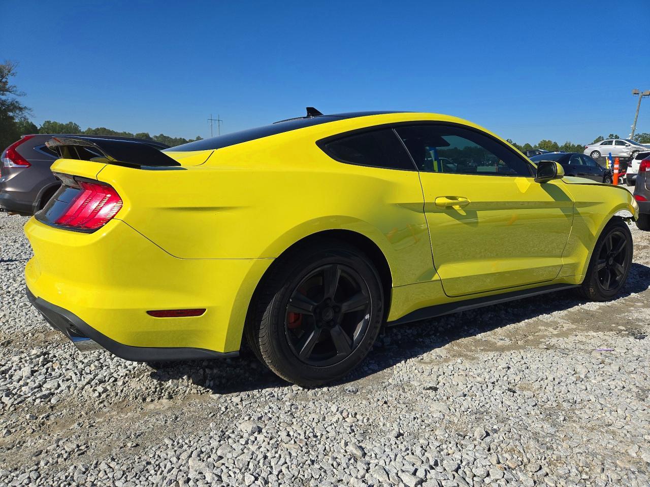 2021 Ford Mustang - Фото 3