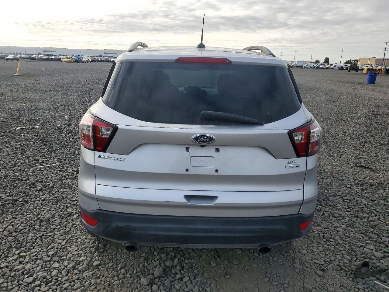 2018 Ford Escape Se - Фото 6