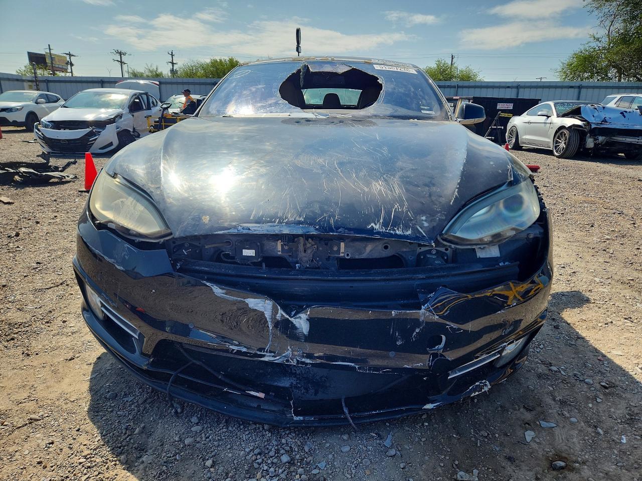 2016 Tesla Model S - Фото 6