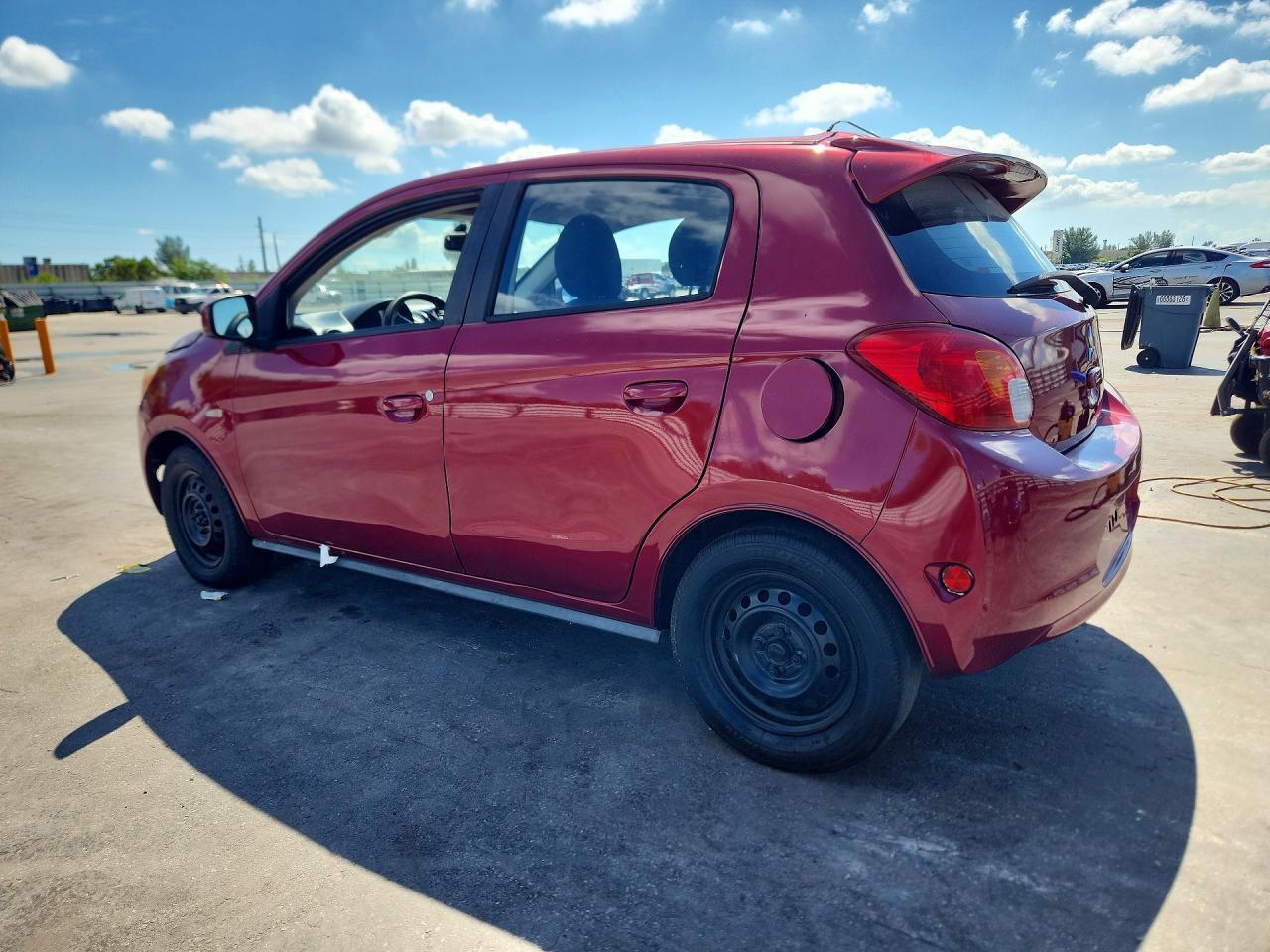 2015 Mitsubishi Mirage De - Фото 2