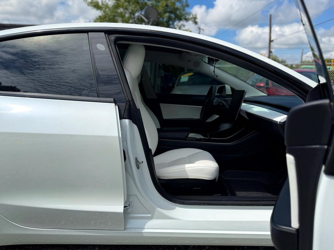 2020 Tesla Model 3 - Фото 5