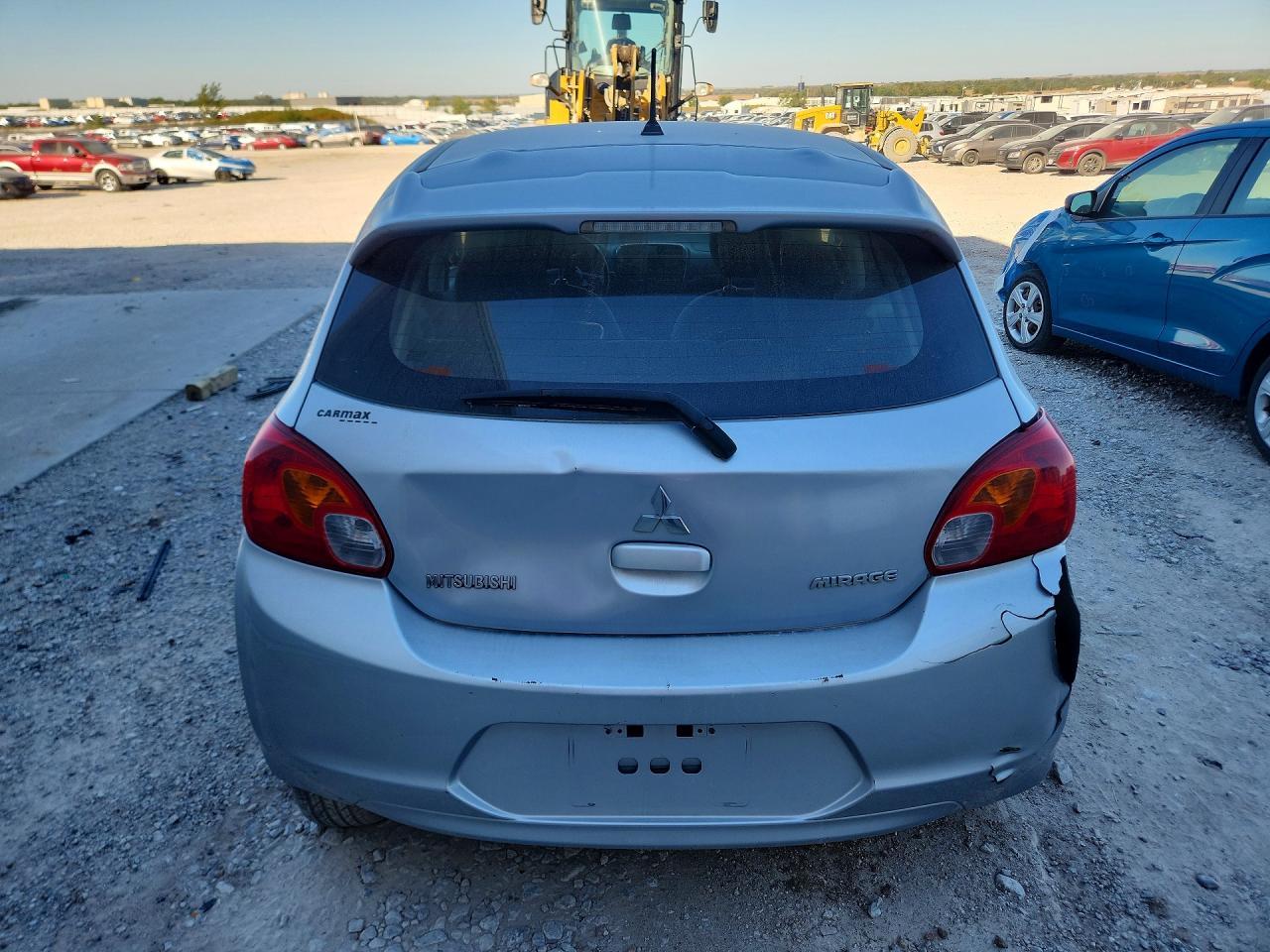 2015 Mitsubishi Mirage De - Фото 6