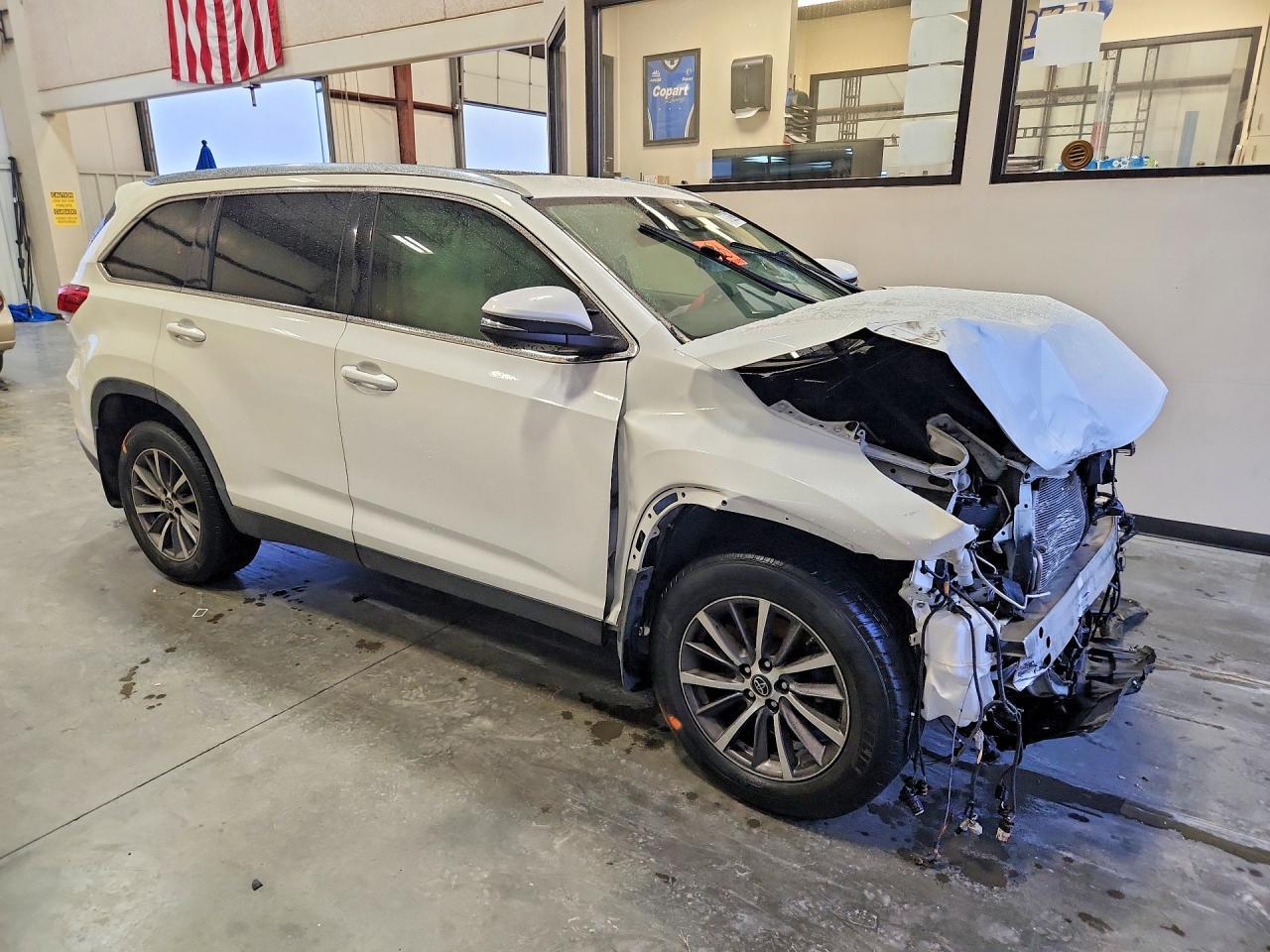 2019 Toyota Highlander Xle - Image 4