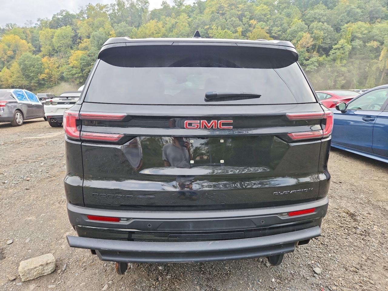 2024 GMC Acadia Uplevel - Image 6