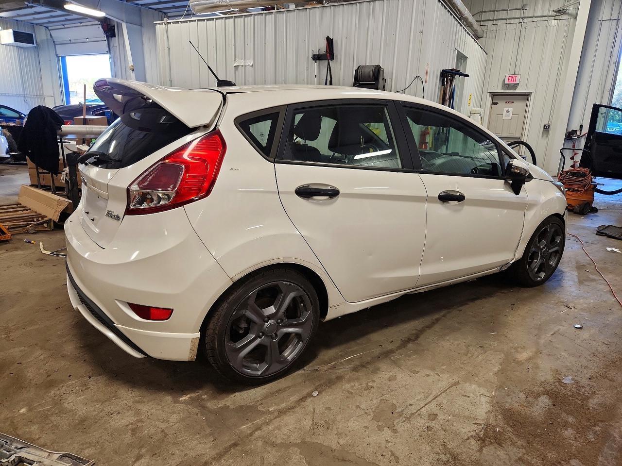 2016 Ford Fiesta St - Image 3