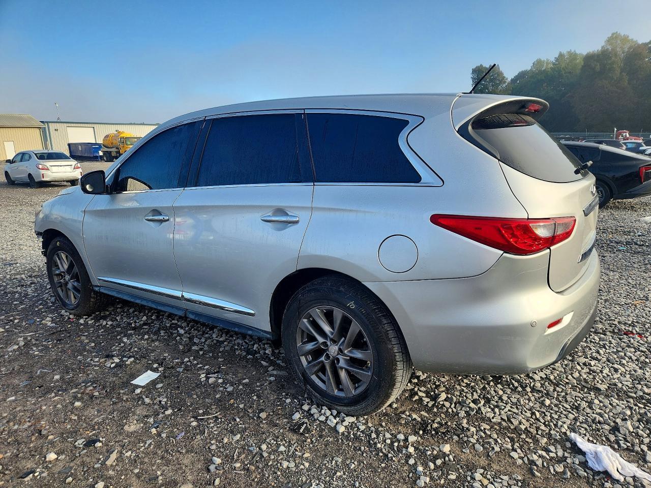 2013 Infiniti Jx35 Base - Фото 2