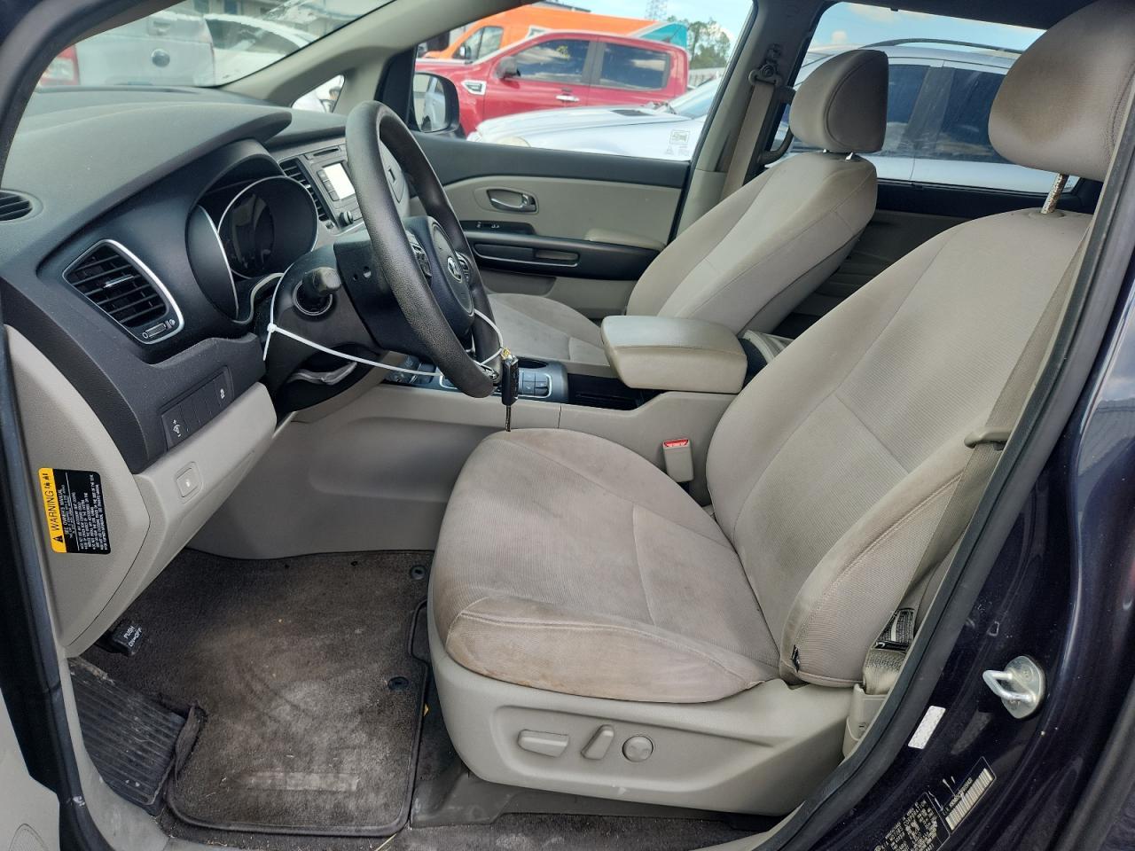 2015 Kia Sedona Lx - Фото 7