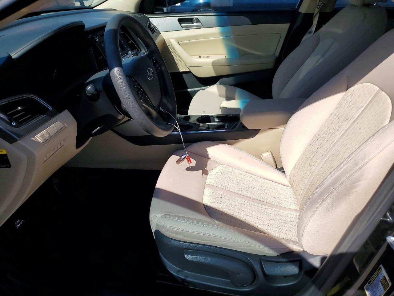 2016 Hyundai Sonata Hybrid Se - Image 7