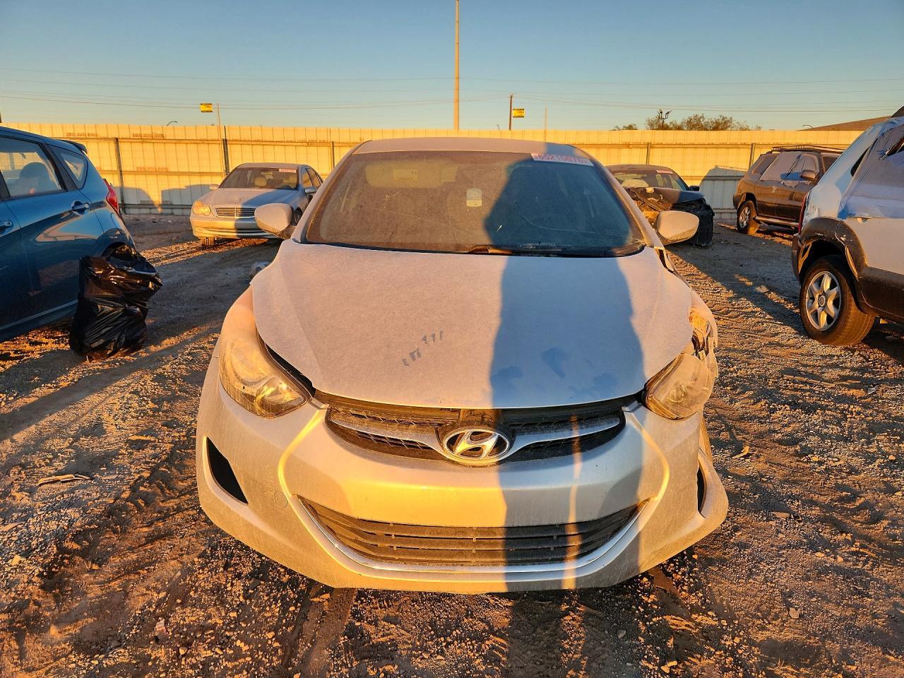 2013 Hyundai Elantra Gls - Image 5
