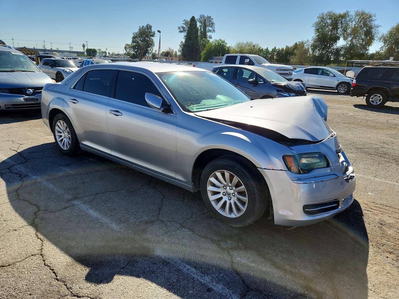 2014 Chrysler 300 - Фото 4