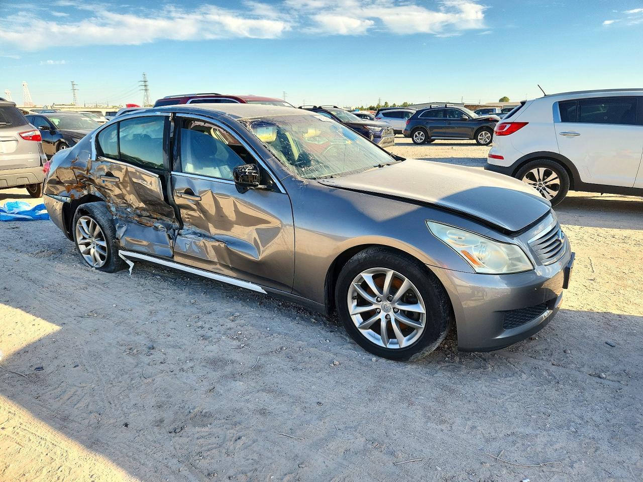 2009 Infiniti G37 Sedan X - Image 4