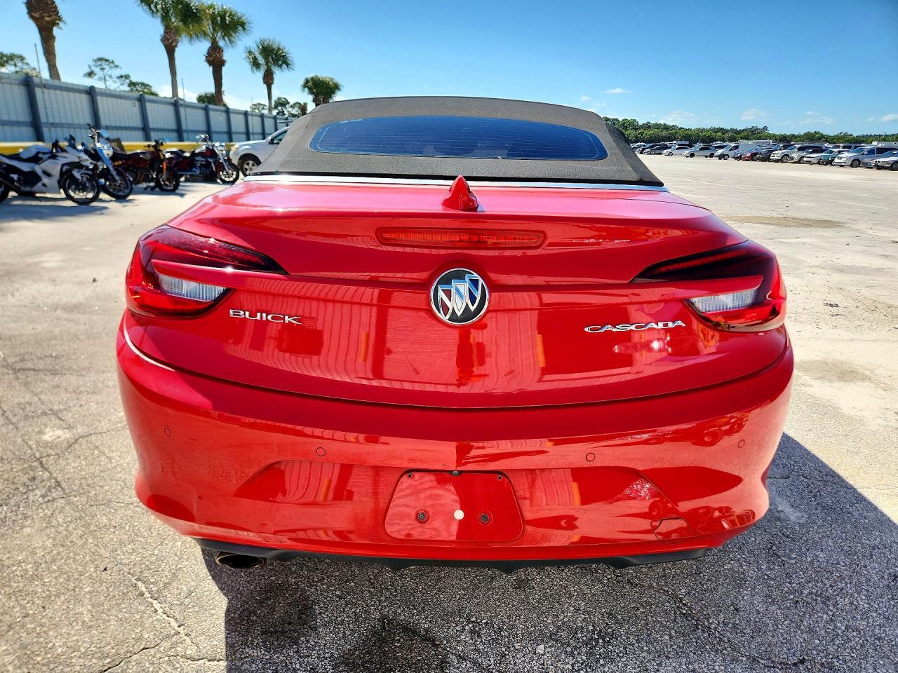 2018 Buick Cascada Sport Touring - Фото 6