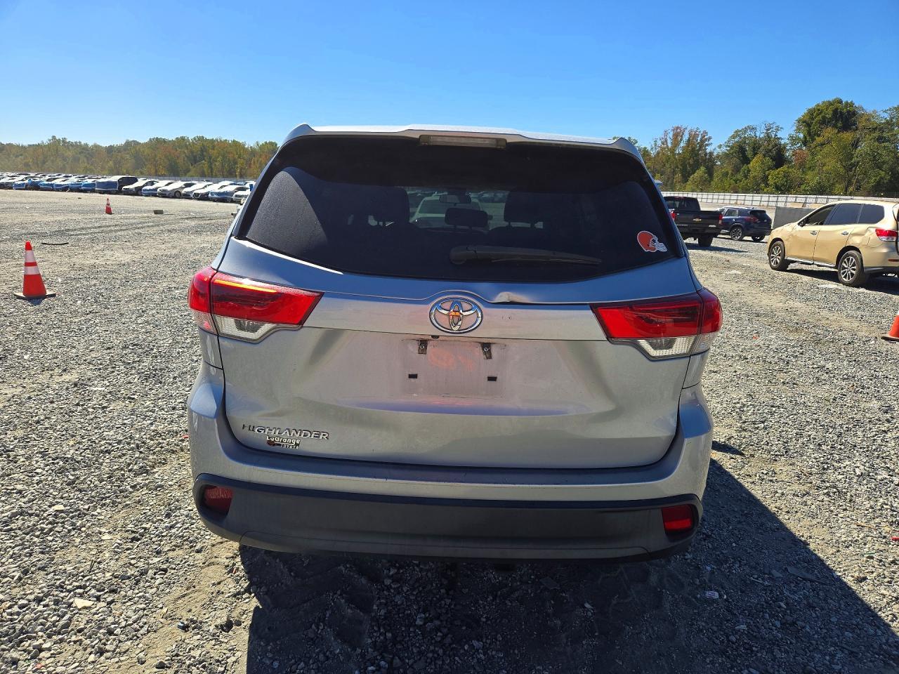 2019 Toyota Highlander Le - Фото 6