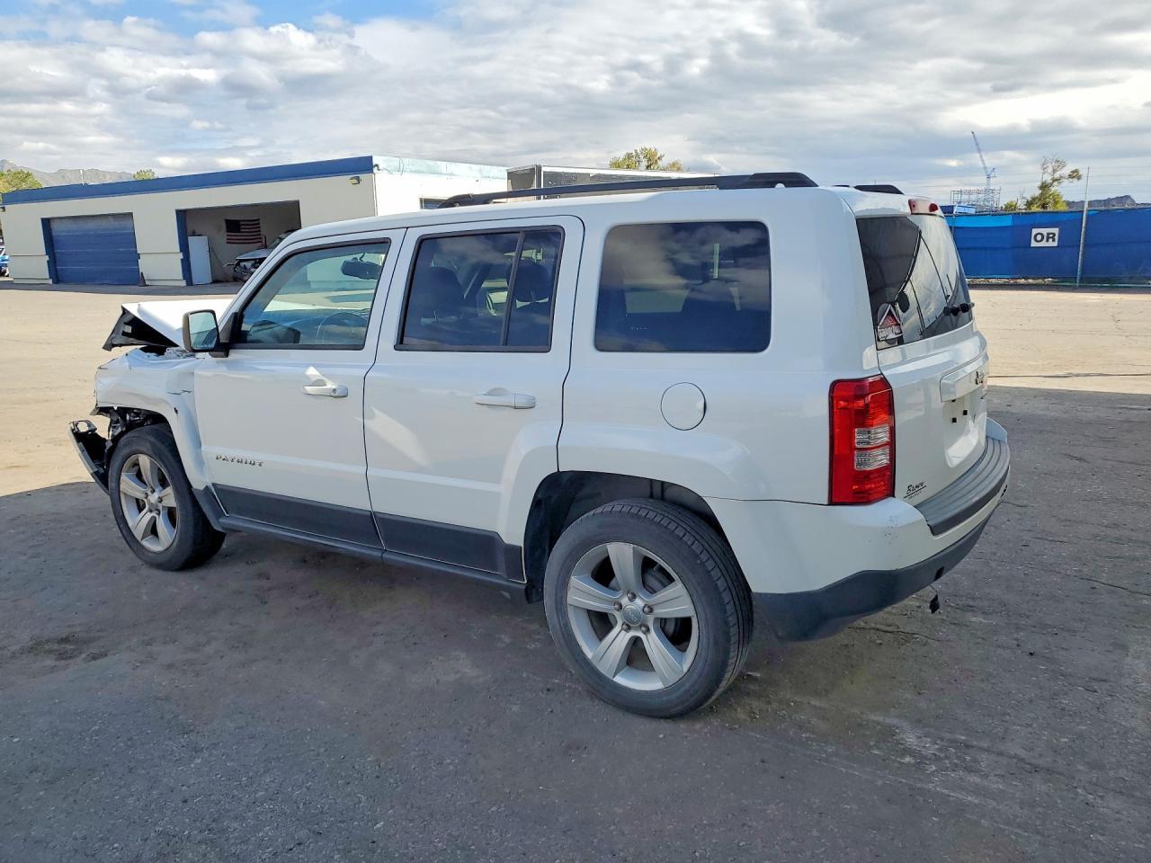 2014 Jeep Patriot Latitude - Image 2