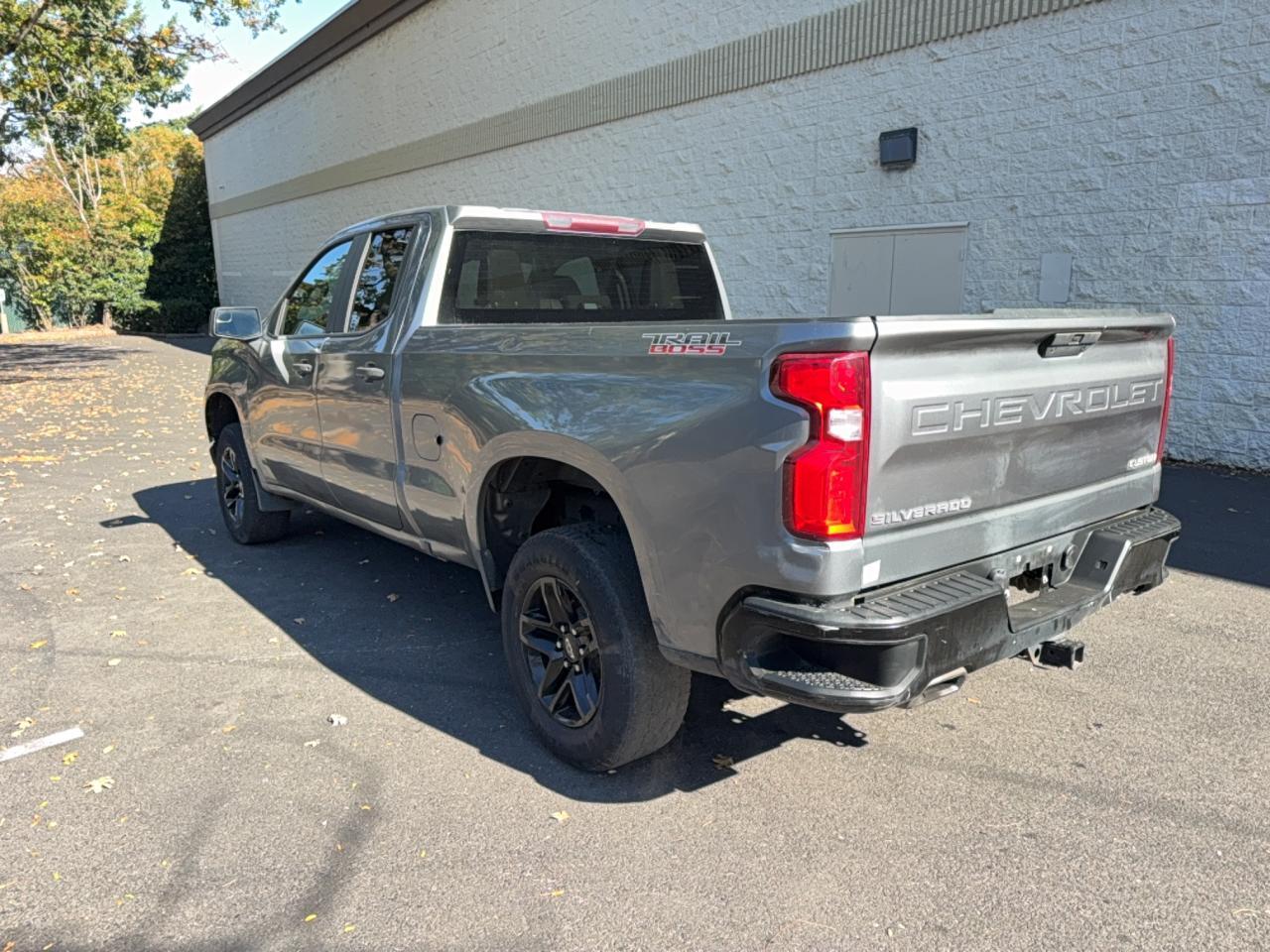 2019 Chevrolet Silverado K1500 Trail Boss Custom - Фото 3