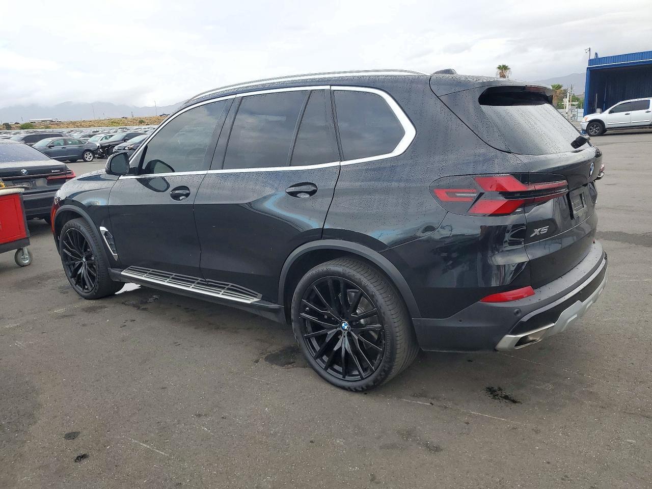 2024 BMW X5 Sdrive 40I - Image 2