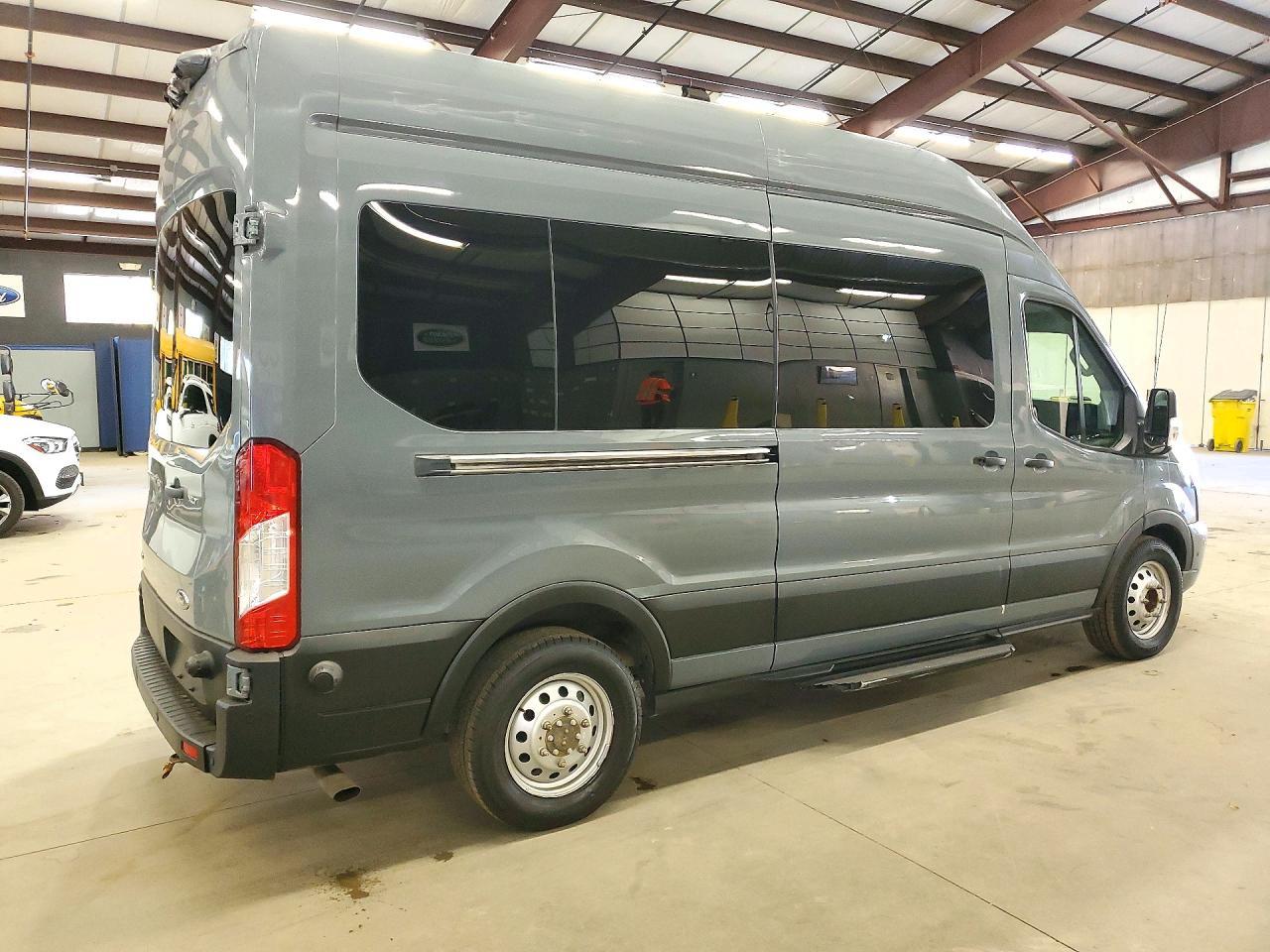 2024 Ford Transit T-350 - Фото 3