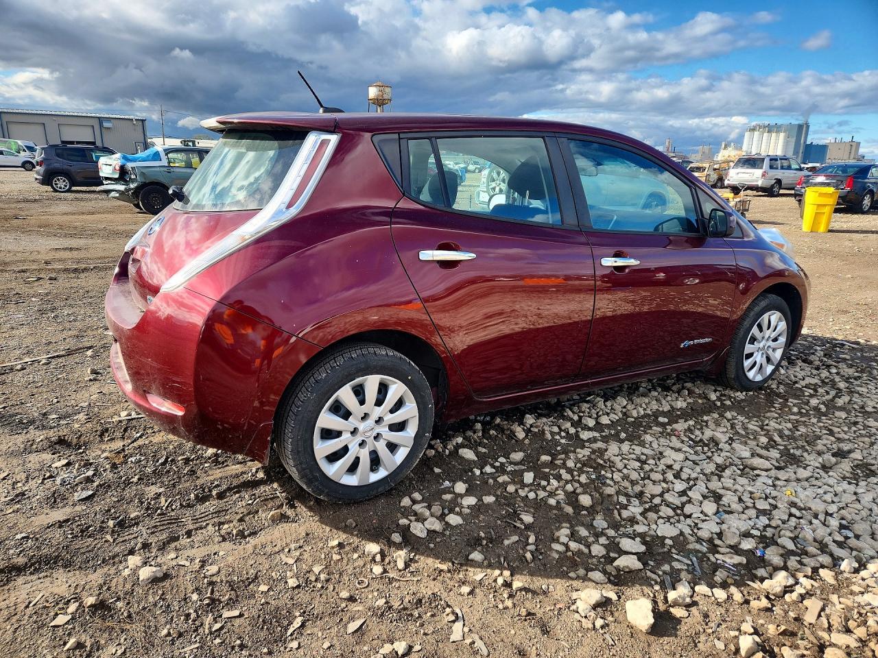 2016 Nissan Leaf S - Фото 3