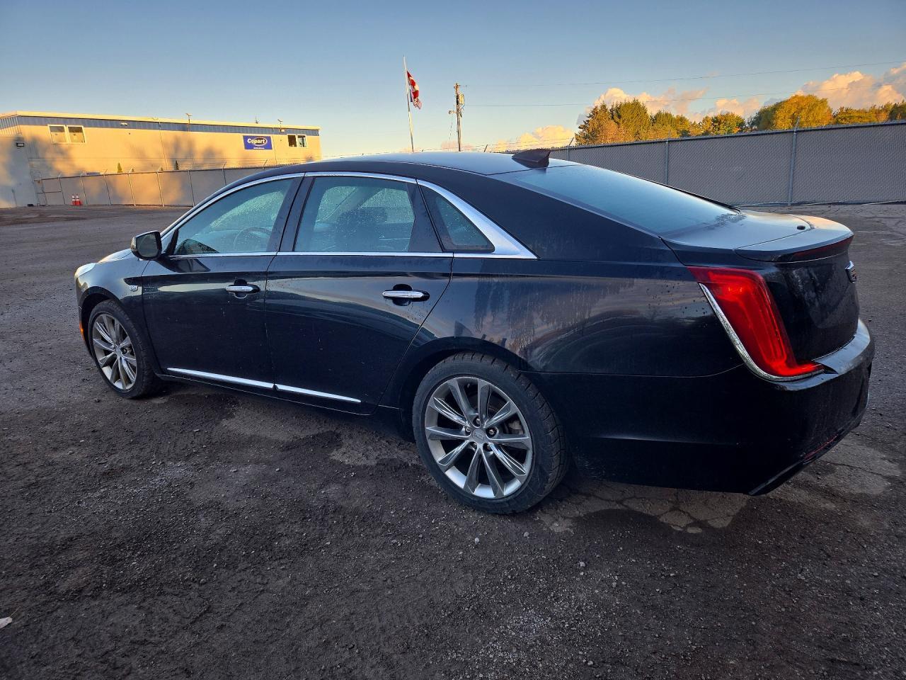 2018 Cadillac Xts - Фото 2