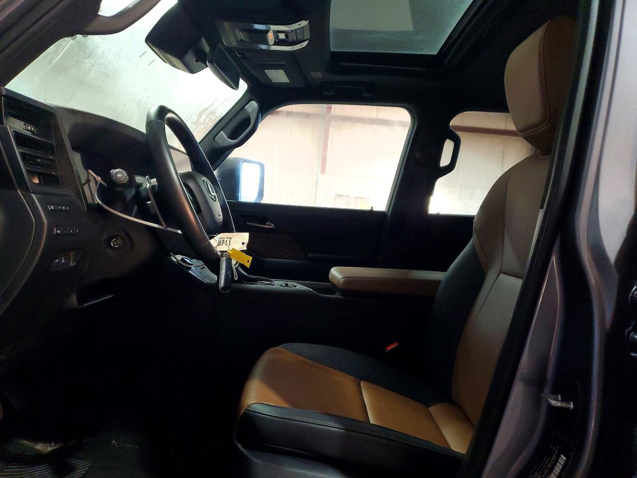 2024 Lexus Gx 550 Premium+ - Image 7