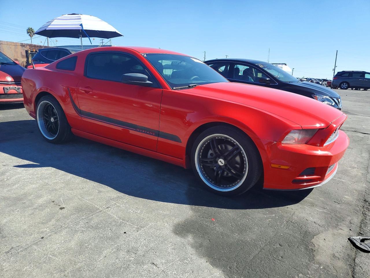 2014 Ford Mustang - Image 4
