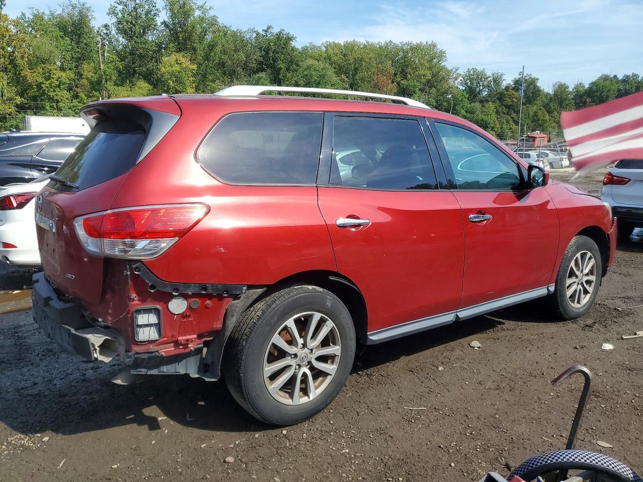 2015 Nissan Pathfinder S - Фото 3