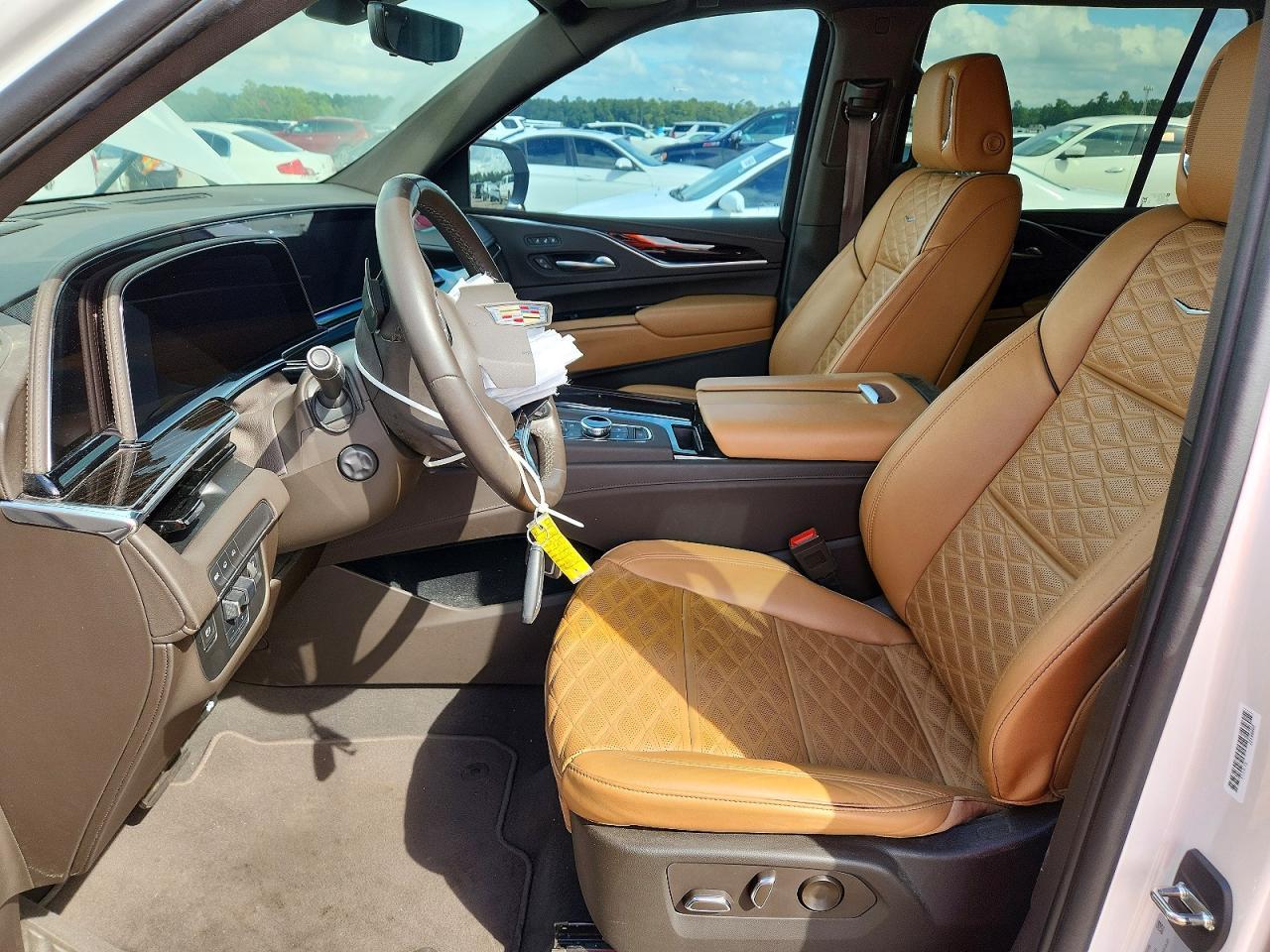 2023 Cadillac Escalade Sport - Фото 7
