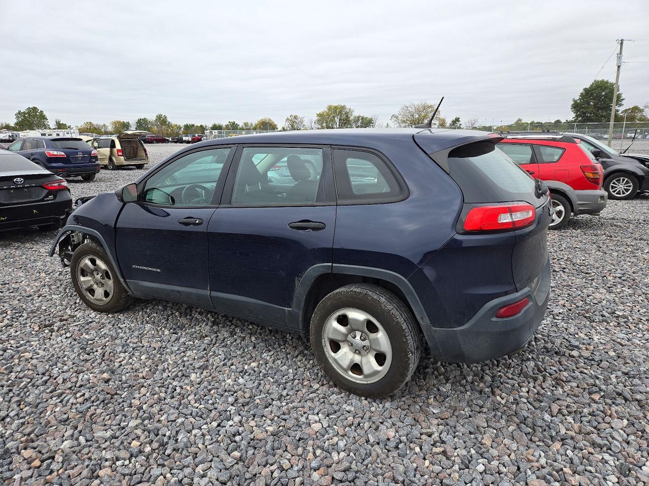 2016 Jeep Cherokee Sport - Image 2