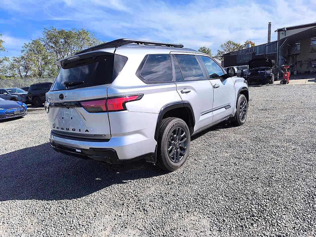 2026 Toyota Sequoia Platinum - Фото 4