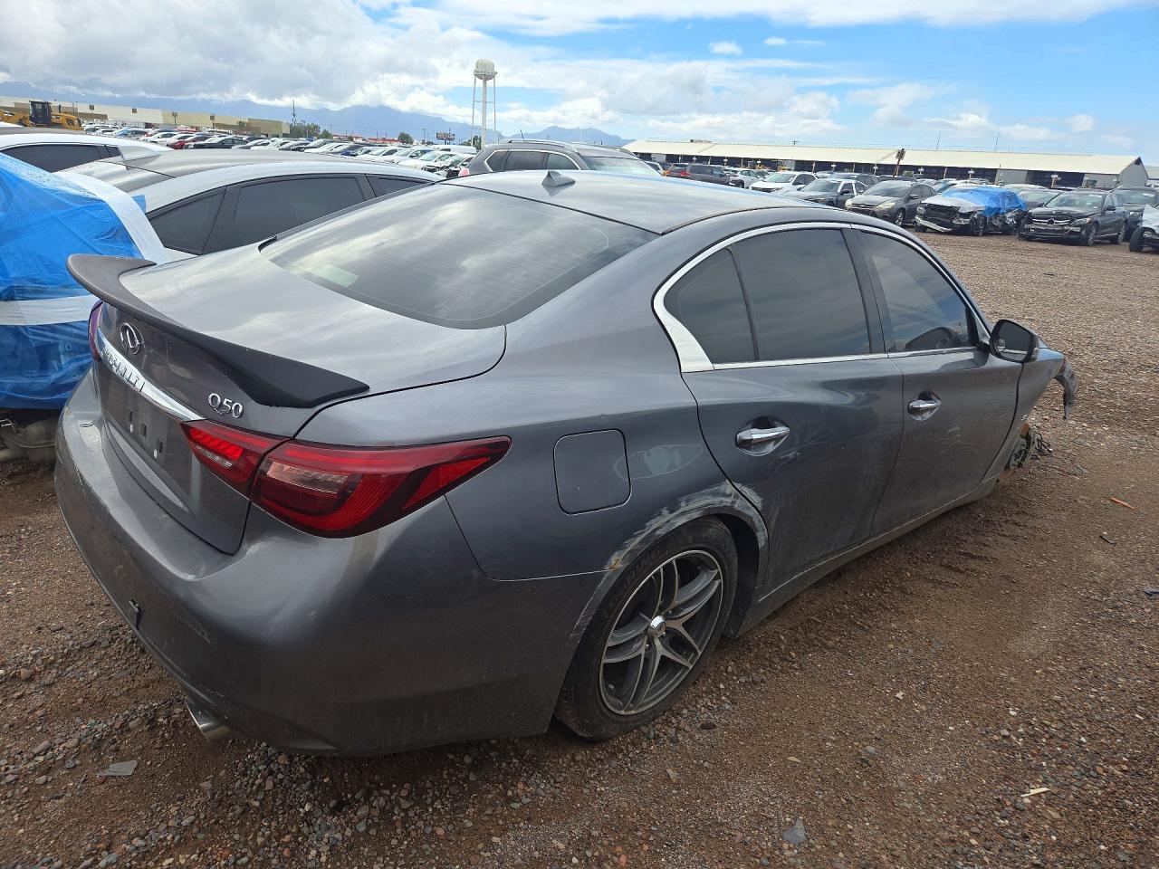 2020 Infiniti Q50 3.0T Luxe - Фото 3