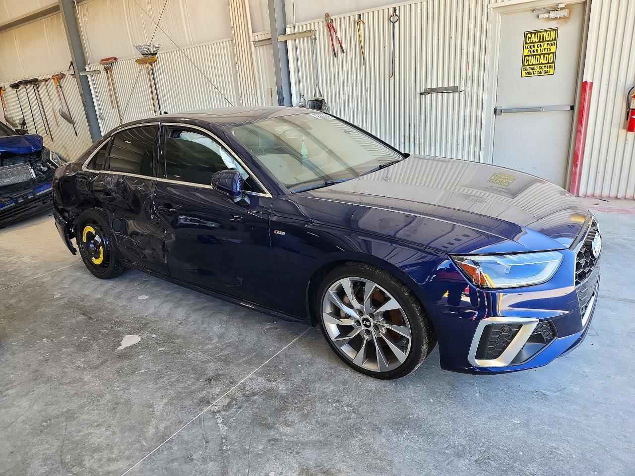 2020 Audi A4 Premium Plus - Фото 4