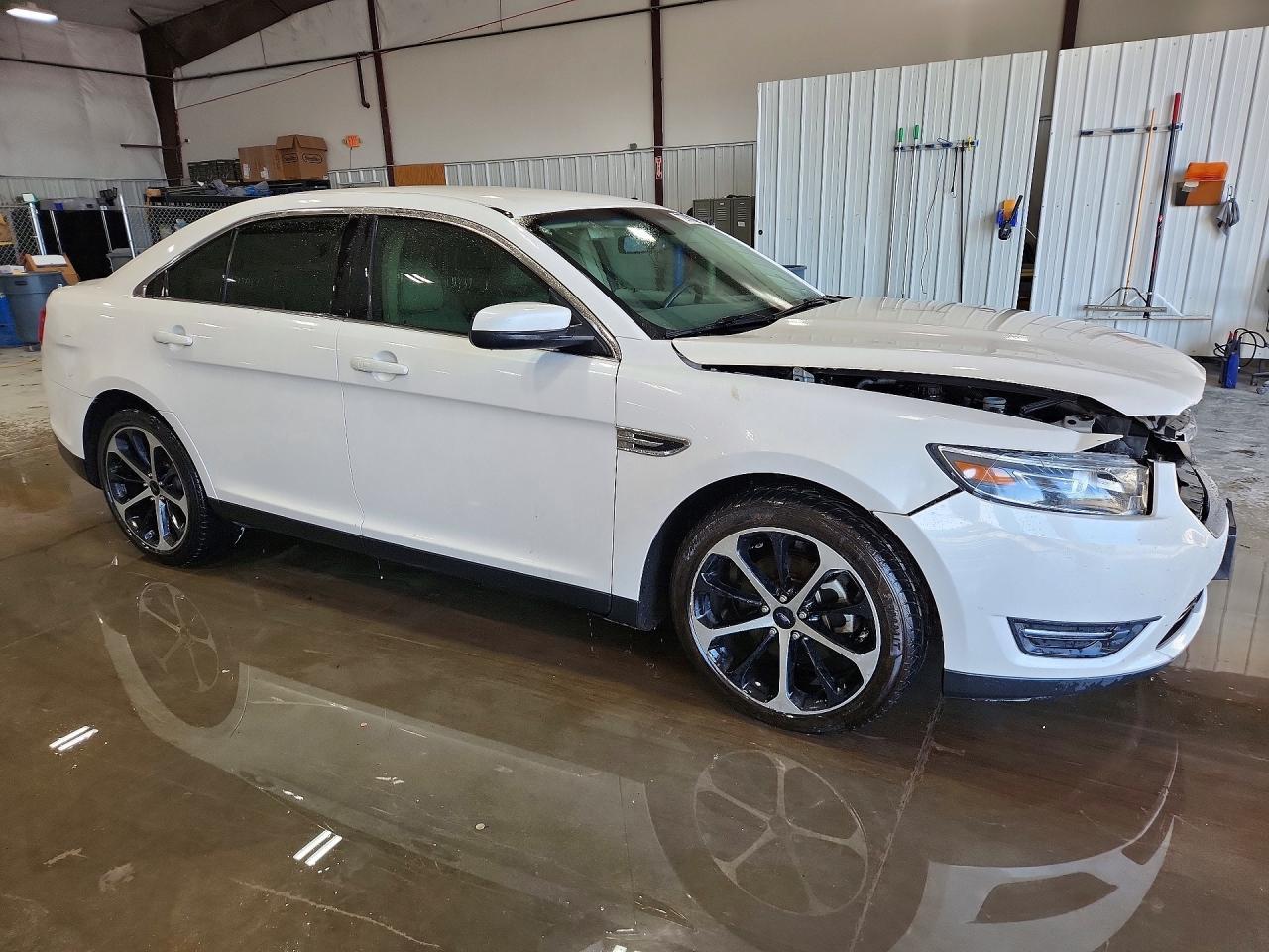 2015 Ford Taurus Sel - Фото 4