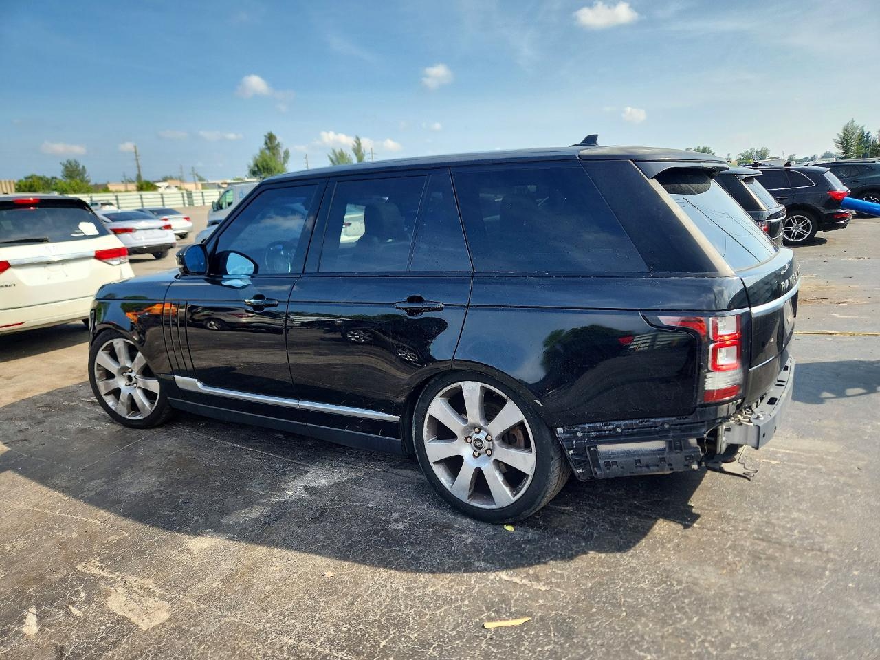 2016 Land Rover Range Rover - Image 2