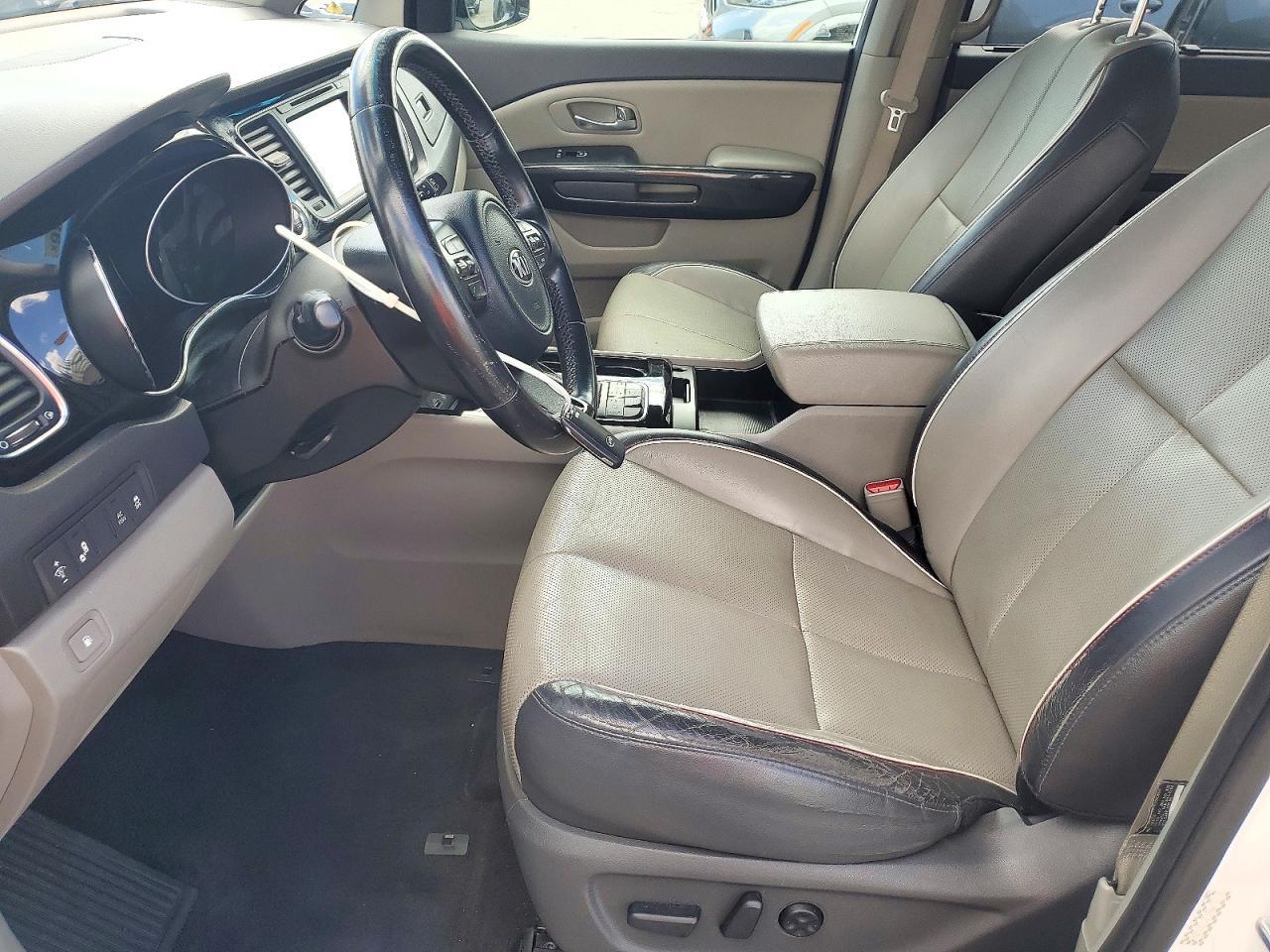 2015 Kia Sedona Sx - Image 7
