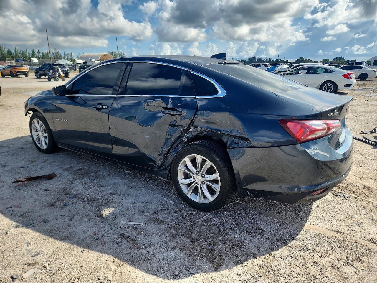 2020 Chevrolet Malibu Lt - Фото 2