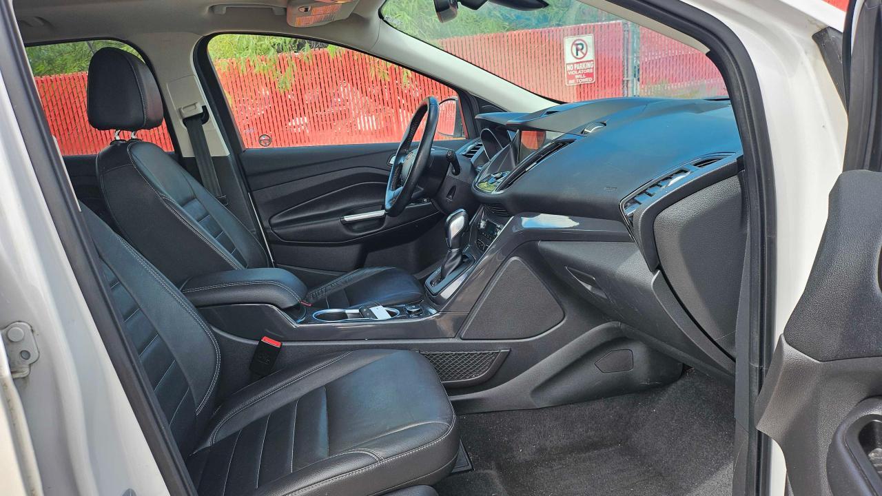 2016 Ford Escape Titanium - Фото 5