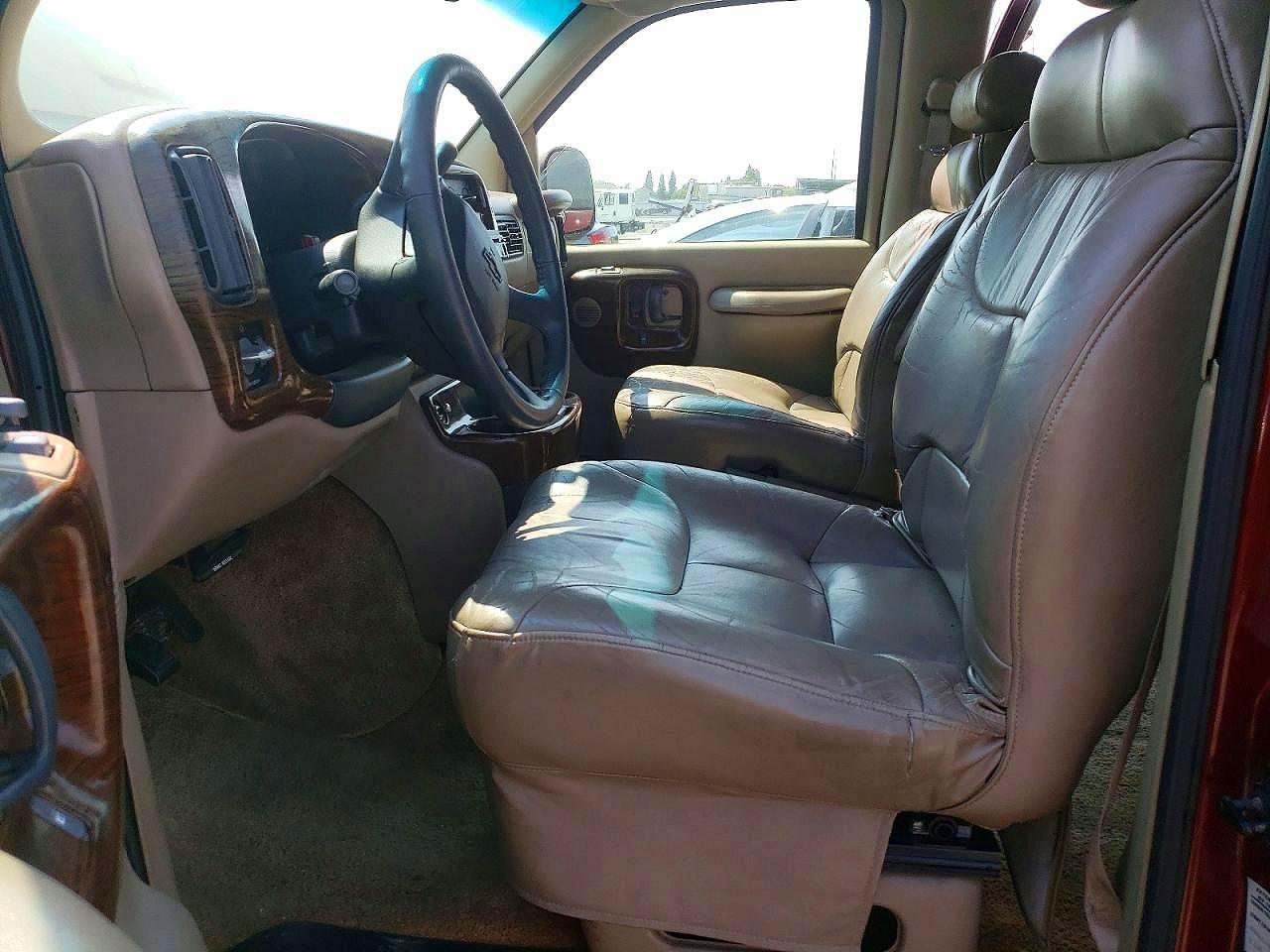 1999 Chevrolet Express G1500 - Image 7